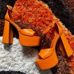 SCHUTZ NAPPA PLATFORM